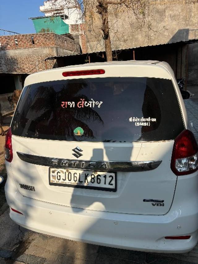 https://images10.gaadi.com/usedgaadi-sellcar/UsedCar/e53fc98aa/a4547178-c9bf-4691-9a37-d8d2083d285d.jpeg?imwidth=6402