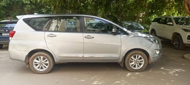 https://images10.gaadi.com/usedgaadi-sellcar/UsedCar/e5403904a/d0bd5847-715a-42dc-a134-6b87fb7358df.jpeg?imwidth=6401
