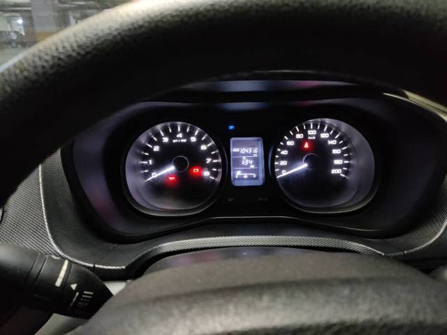 https://images10.gaadi.com/usedgaadi-sellcar/UsedCar/e5414d0fa/5bfd9c96-5e25-4710-bd99-565a6177ae71.jpg?imwidth=6402