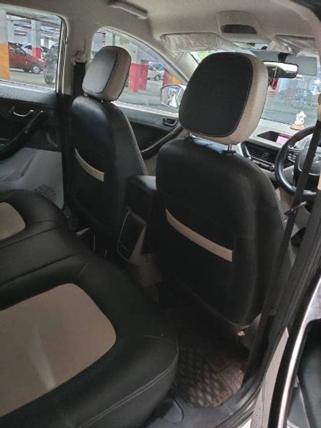 https://images10.gaadi.com/usedgaadi-sellcar/UsedCar/e5414d0fa/7d788fce-6434-4fd1-8750-7cf469addce4.jpg?imwidth=6400