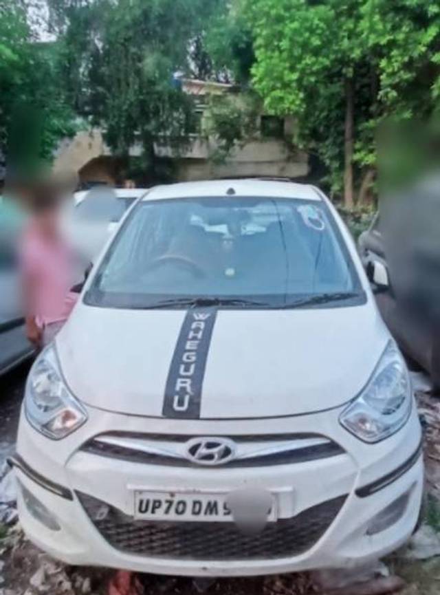 https://images10.gaadi.com/usedgaadi-sellcar/UsedCar/e5418fcfa/026e6535-3d6e-4f62-a381-3d85b4c09a3f.jpg?imwidth=6400