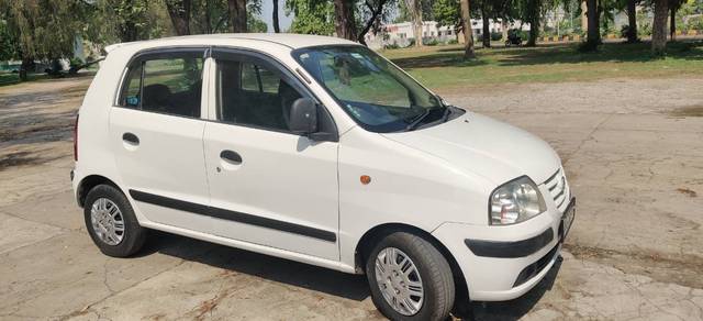 https://images10.gaadi.com/usedgaadi-sellcar/UsedCar/e541f9e7a/385d82ce-b659-4b61-83de-b60a25b67c2c.jpg?imwidth=6400
