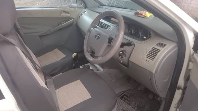 https://images10.gaadi.com/usedgaadi-sellcar/UsedCar/e5422f85a/0f47aa6f-db22-4841-b910-28903e9bcffe.jpg?imwidth=6401