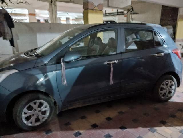 https://images10.gaadi.com/usedgaadi-sellcar/UsedCar/e5425e0aa/88c28b49-439a-4698-b228-ce098e5ba0c2.jpg?imwidth=6400