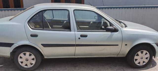 https://images10.gaadi.com/usedgaadi-sellcar/UsedCar/e5427e2ba/cdb8b536-d1f7-4ba0-b190-68aa6c261324.jpg?imwidth=6400