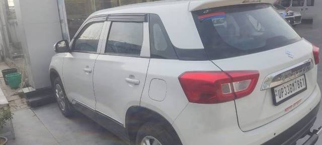 https://images10.gaadi.com/usedgaadi-sellcar/UsedCar/e542ec4aa/f603fb27-cf57-4da7-8e7d-f205e545c466.jpg?imwidth=6402