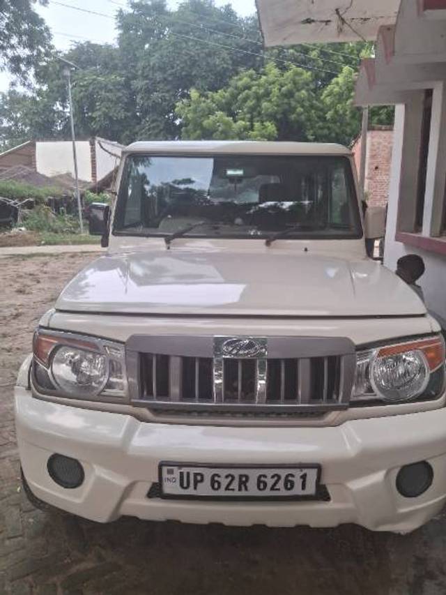 https://images10.gaadi.com/usedgaadi-sellcar/UsedCar/e542ec5da/caa485c3-2ea1-4290-8633-a0af907b5d31.jpg?imwidth=6401