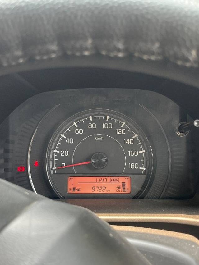https://images10.gaadi.com/usedgaadi-sellcar/UsedCar/e5430267a/27d6553a-18a7-45a7-ac9c-0a60b8989d27.jpeg?imwidth=6402