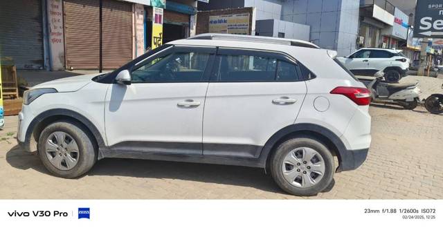 https://images10.gaadi.com/usedgaadi-sellcar/UsedCar/e54308e7a/bf999a82-1720-4aac-8019-32d37be3c089.jpg?imwidth=6401