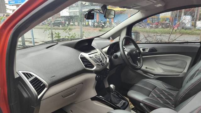 https://images10.gaadi.com/usedgaadi-sellcar/UsedCar/e543843ba/2b748fbd-bfa4-4376-81da-8869f989e59e.jpg?imwidth=6401
