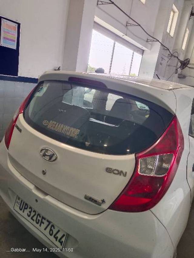 https://images10.gaadi.com/usedgaadi-sellcar/UsedCar/e5439803a/ba85d8ef-98df-4385-a8ae-0cb0f7b6d5f9.jpg?imwidth=6400