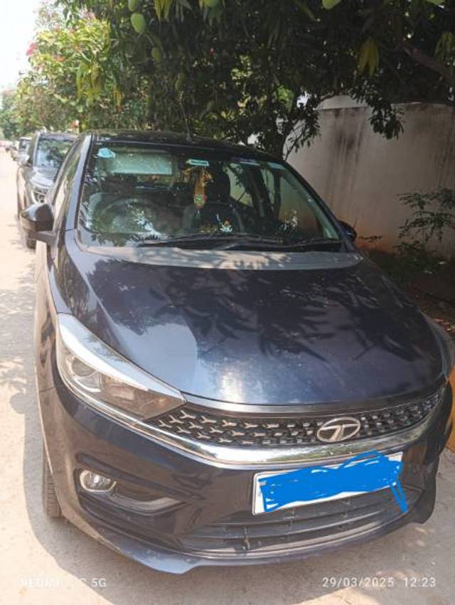 https://images10.gaadi.com/usedgaadi-sellcar/UsedCar/e543e05fa/105c073e-951b-43c1-89d0-1e723ccfdaf6.jpeg?imwidth=6400