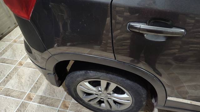 https://images10.gaadi.com/usedgaadi-sellcar/UsedCar/e54423e3a/6224376f-ef7b-4335-b0a9-c92852b7e794.jpeg?imwidth=6401