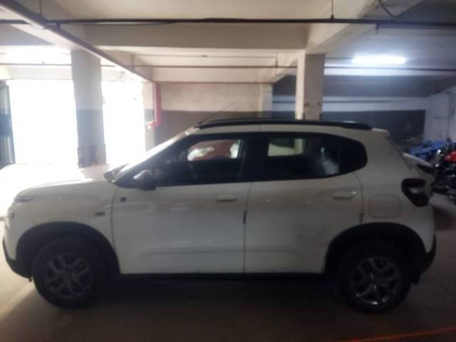 https://images10.gaadi.com/usedgaadi-sellcar/UsedCar/e5445977a/b070bc0a-8e83-4abb-8aef-8e7ed5e2264f.jpg?imwidth=6401