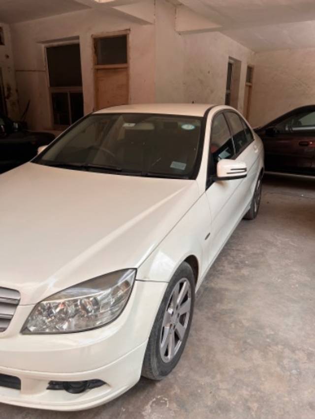 https://images10.gaadi.com/usedgaadi-sellcar/UsedCar/e5460233a/f028c416-1325-481d-a415-5b9210a92fa6.jpeg?imwidth=6400