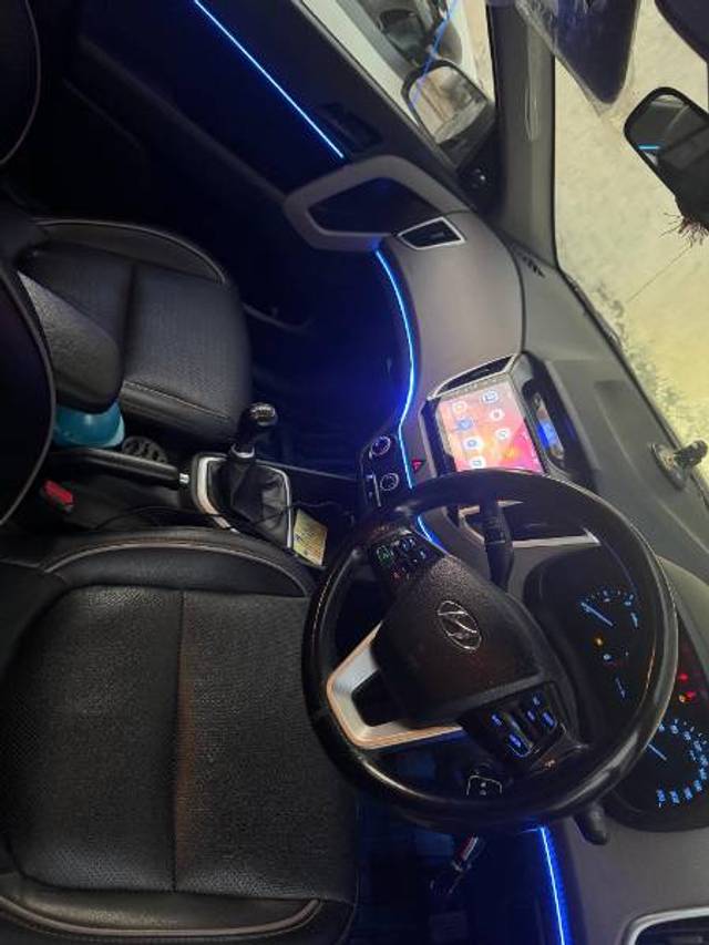 https://images10.gaadi.com/usedgaadi-sellcar/UsedCar/e5461aeca/08d8929e-5b70-475b-b049-b7627cd24f4e.jpg?imwidth=6401