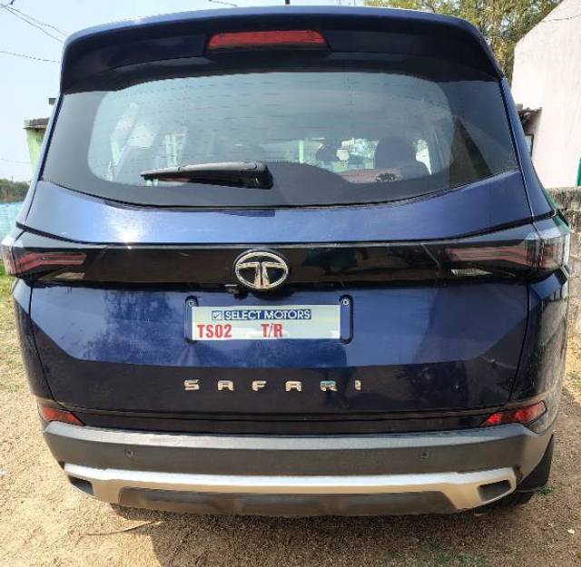 https://images10.gaadi.com/usedgaadi-sellcar/UsedCar/e5465a6ea/9e179398-1a91-4d1a-a6de-ff37e7a7d0ce.jpg?imwidth=6402