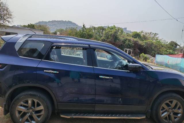 https://images10.gaadi.com/usedgaadi-sellcar/UsedCar/e5465a6ea/a09a539b-6e14-4f26-9bf3-44afcd111d46.jpg?imwidth=6401