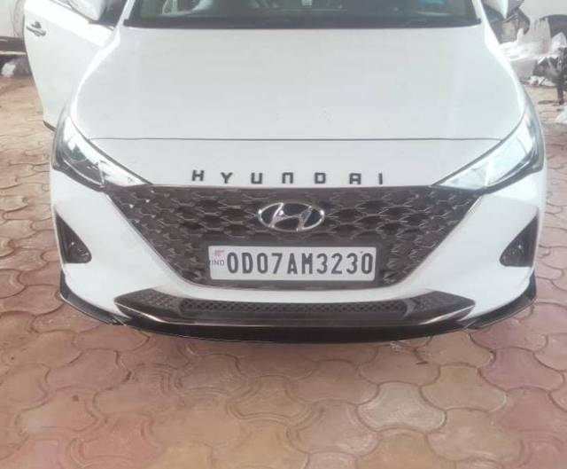 https://images10.gaadi.com/usedgaadi-sellcar/UsedCar/e546eb24a/1816c558-00f3-4605-bc22-88b3c7c64862.jpg?imwidth=6400