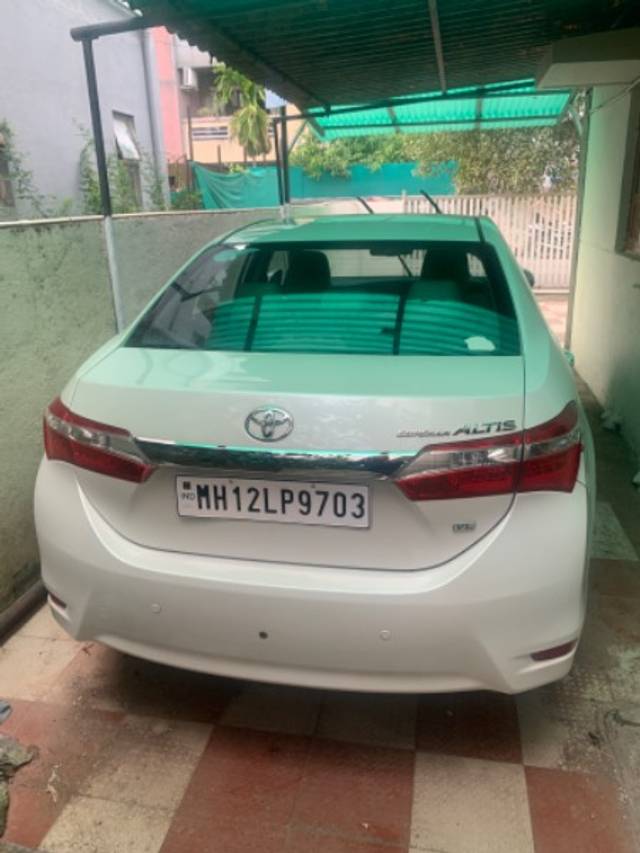 https://images10.gaadi.com/usedgaadi-sellcar/UsedCar/e546f8fba/bbb84964-47cc-4951-8dc6-238905b64e2e.jpg?imwidth=6401