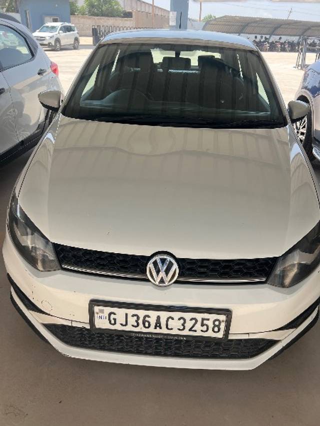 https://images10.gaadi.com/usedgaadi-sellcar/UsedCar/e5471d88a/1b009958-60b5-4a2e-bc25-2ca3db146f8f.jpg?imwidth=6400