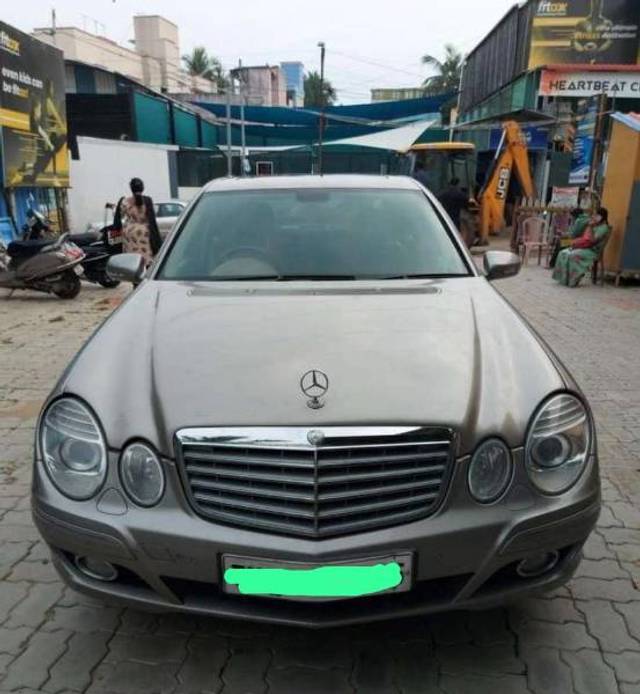 https://images10.gaadi.com/usedgaadi-sellcar/UsedCar/e5472db2a/8d4e44ac-c67c-4847-abd2-fa5351375bde.jpeg?imwidth=6400