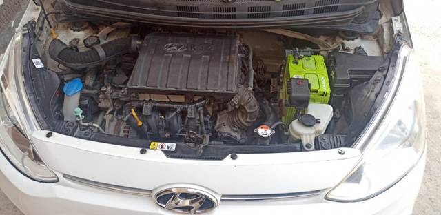 https://images10.gaadi.com/usedgaadi-sellcar/UsedCar/e54735f8a/36008824-354b-4db7-95da-441d5f519a7f.jpeg?imwidth=6401