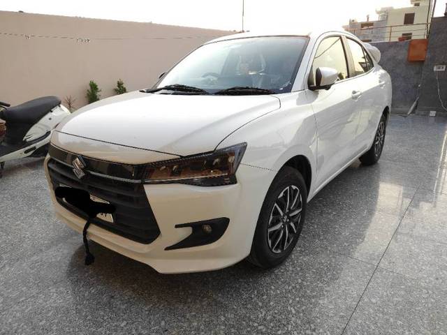 https://images10.gaadi.com/usedgaadi-sellcar/UsedCar/e54743e8a/32b23521-5de2-47c9-a5ee-56069bf7d316.jpg?imwidth=6402