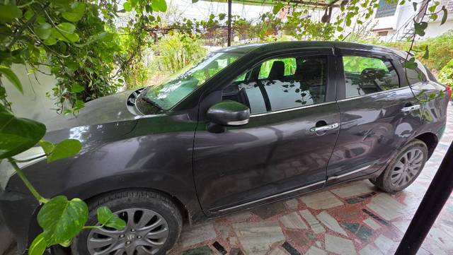 https://images10.gaadi.com/usedgaadi-sellcar/UsedCar/e5476a5fa/634f7c11-8e7a-4305-9b06-1f6c372a5a0a.jpg?imwidth=6401
