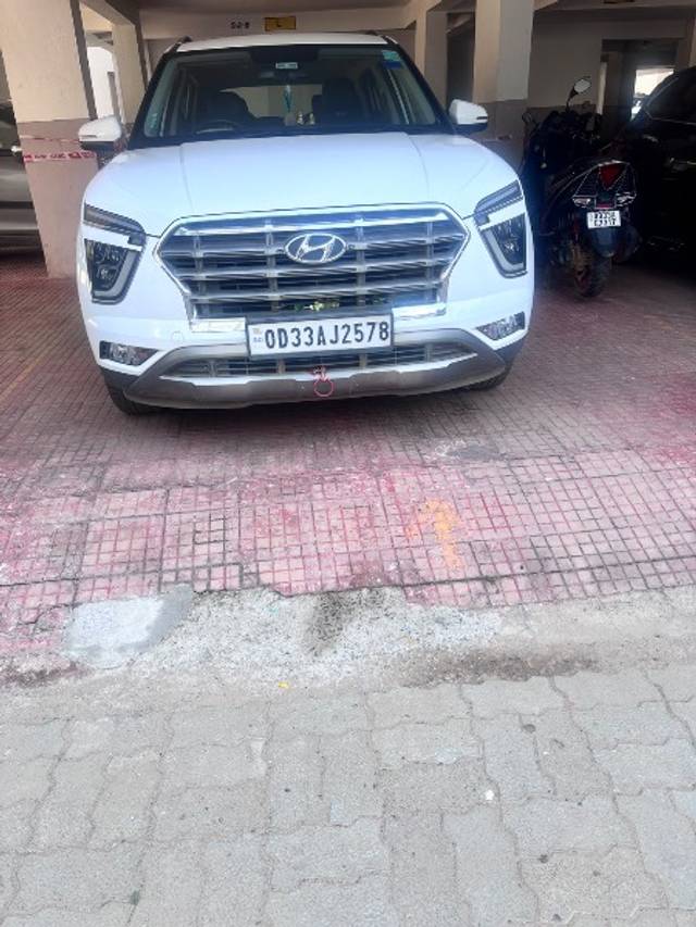 https://images10.gaadi.com/usedgaadi-sellcar/UsedCar/e5480757a/2d9d8584-8fdb-4051-bf2a-11b81c471d6a.jpeg?imwidth=6400