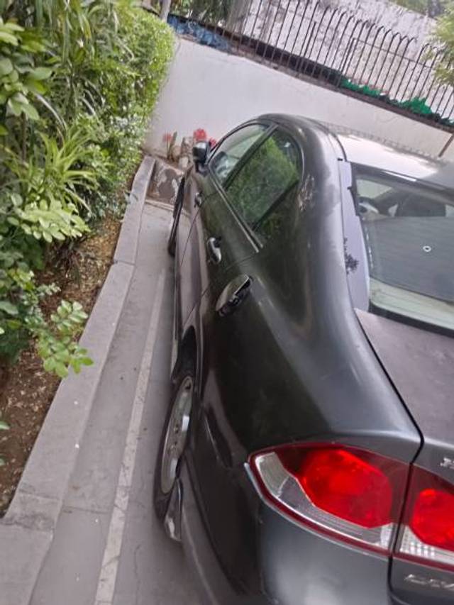 https://images10.gaadi.com/usedgaadi-sellcar/UsedCar/e5486f16a/108c73be-3ab8-41cb-855c-d689cd1db3a0.jpg?imwidth=6402