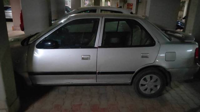 https://images10.gaadi.com/usedgaadi-sellcar/UsedCar/e549039ba/9925cd04-457a-4f5d-814a-c48a57aa124a.jpeg?imwidth=6401