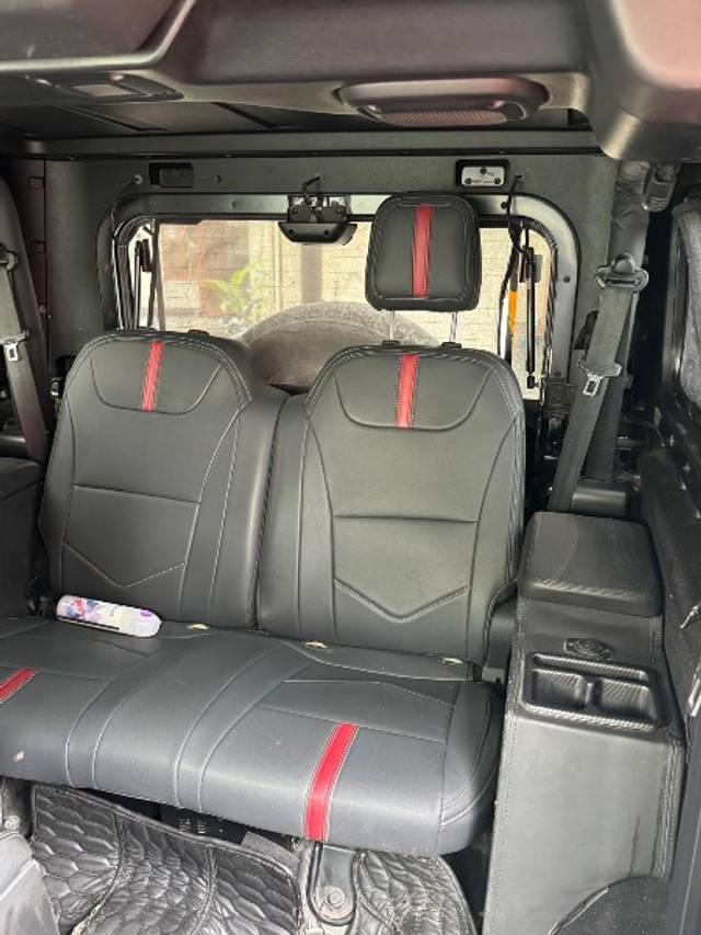 https://images10.gaadi.com/usedgaadi-sellcar/UsedCar/e5491e95a/f76ec4d6-ff29-4c56-98a7-6130a89e39df.jpeg?imwidth=6401