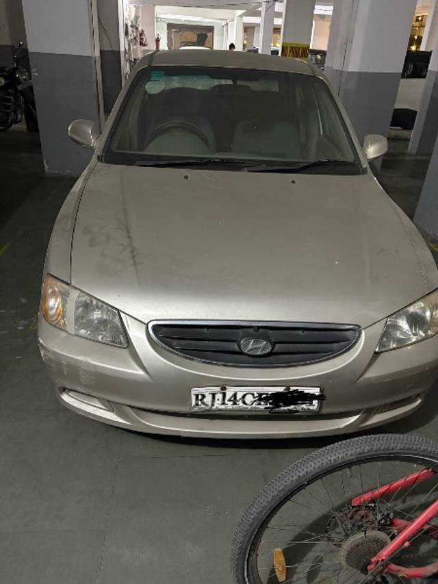https://images10.gaadi.com/usedgaadi-sellcar/UsedCar/e549340da/abf79004-b5dc-4234-ab82-f288cef06bd4.jpeg?imwidth=6400