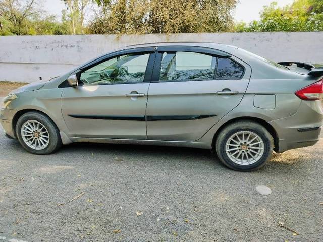 https://images10.gaadi.com/usedgaadi-sellcar/UsedCar/e5495678a/49bd0e3c-d724-4c8a-b90a-9e2409d8b401.jpg?imwidth=6402