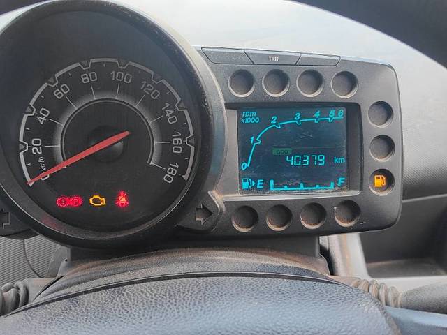 https://images10.gaadi.com/usedgaadi-sellcar/UsedCar/e54a3b7aa/efd99f01-9bea-439e-be50-41850c983c51.jpg?imwidth=6401