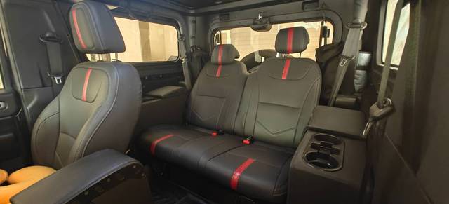 https://images10.gaadi.com/usedgaadi-sellcar/UsedCar/e54acf39a/e5142740-8d25-473d-b106-db81f6dc64b5.jpg?imwidth=6402