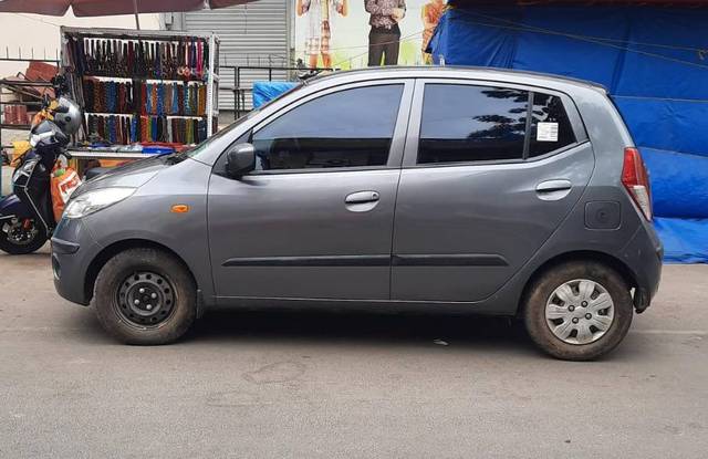 https://images10.gaadi.com/usedgaadi-sellcar/UsedCar/e54b2a11a/e5cf1a4d-c8c9-46e5-945f-2c4aa7b4ca41.jpg?imwidth=6401