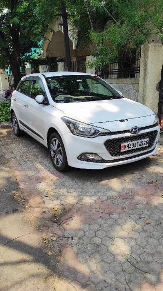 https://images10.gaadi.com/usedgaadi-sellcar/UsedCar/e54b52cca/34a7f68b-547f-4773-a806-09830669581e.jpg?imwidth=6400