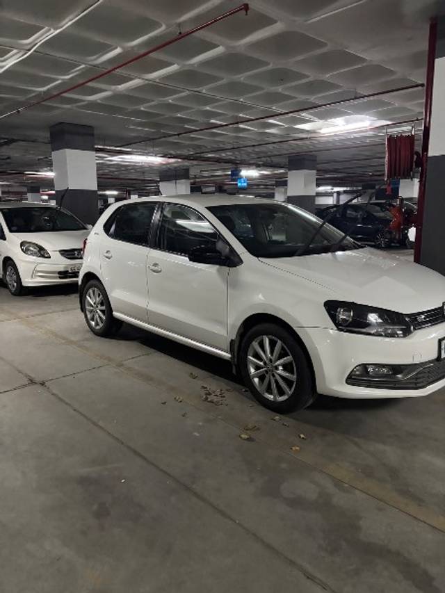 https://images10.gaadi.com/usedgaadi-sellcar/UsedCar/e54bacada/c82fb230-a9c1-4a5e-90de-a8f529f82385.jpeg?imwidth=6400