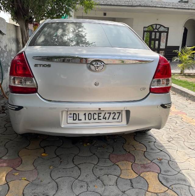 https://images10.gaadi.com/usedgaadi-sellcar/UsedCar/e54bbd02a/0a261287-9633-4625-8f7b-50b562ba73c7.jpeg?imwidth=6401