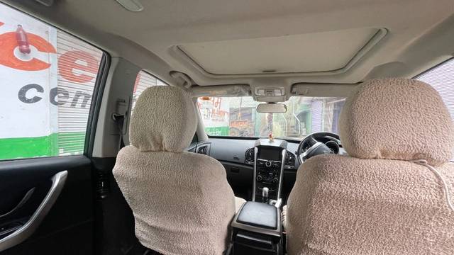 https://images10.gaadi.com/usedgaadi-sellcar/UsedCar/e54bee0ca/384b65b9-889e-4479-9692-0d48d4847d15.jpeg?imwidth=6401