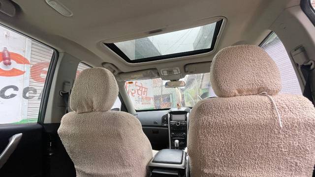 https://images10.gaadi.com/usedgaadi-sellcar/UsedCar/e54bee0ca/6a7f3439-cef8-4b54-a2e6-6482ff8b0562.jpeg?imwidth=6402