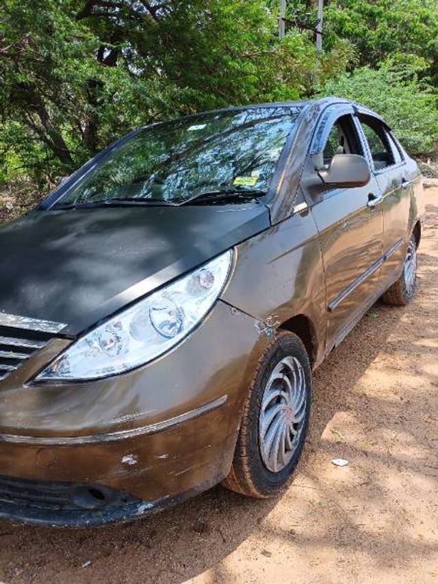 https://images10.gaadi.com/usedgaadi-sellcar/UsedCar/e54cd2f0a/995a188c-6c18-4864-a26e-73eae05b8aae.jpg?imwidth=6401