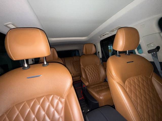 https://images10.gaadi.com/usedgaadi-sellcar/UsedCar/e54cf9daa/4b61af4a-a994-4a78-8c22-3512b0c51880.jpeg?imwidth=6402