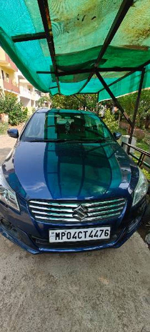 https://images10.gaadi.com/usedgaadi-sellcar/UsedCar/e54d1ce1a/df7f4afb-a45d-46bd-aed0-83e5090c8809.jpg?imwidth=6400