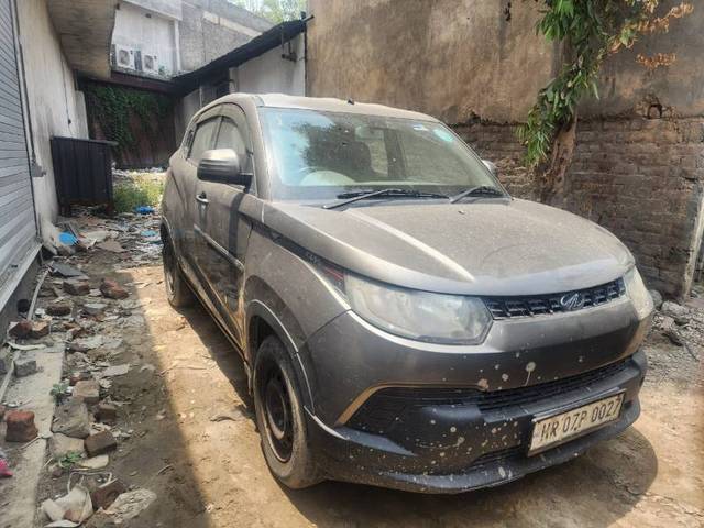 https://images10.gaadi.com/usedgaadi-sellcar/UsedCar/e54d792ea/4b0c164f-5dbc-472f-a0f8-b0b83d0b90ca.jpg?imwidth=6400