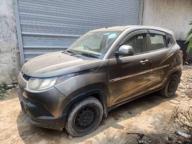 https://images10.gaadi.com/usedgaadi-sellcar/UsedCar/e54d792ea/dcb75d0b-85e2-478e-b237-50747702f9e7.jpg?imwidth=6401