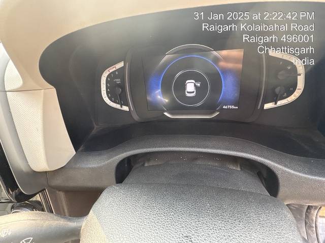 https://images10.gaadi.com/usedgaadi-sellcar/UsedCar/e54d8739a/d013db81-2e46-4cc5-a9ba-1861ea31d3c4.jpeg?imwidth=6402