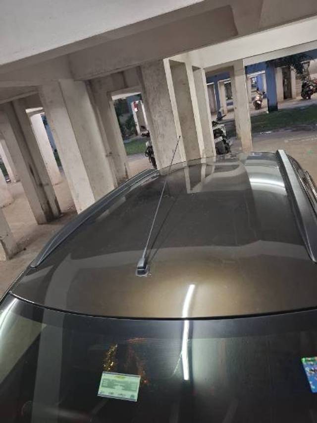 https://images10.gaadi.com/usedgaadi-sellcar/UsedCar/e54dcf5da/17ad972f-975c-4add-8e12-eecf9926d992.jpg?imwidth=6402